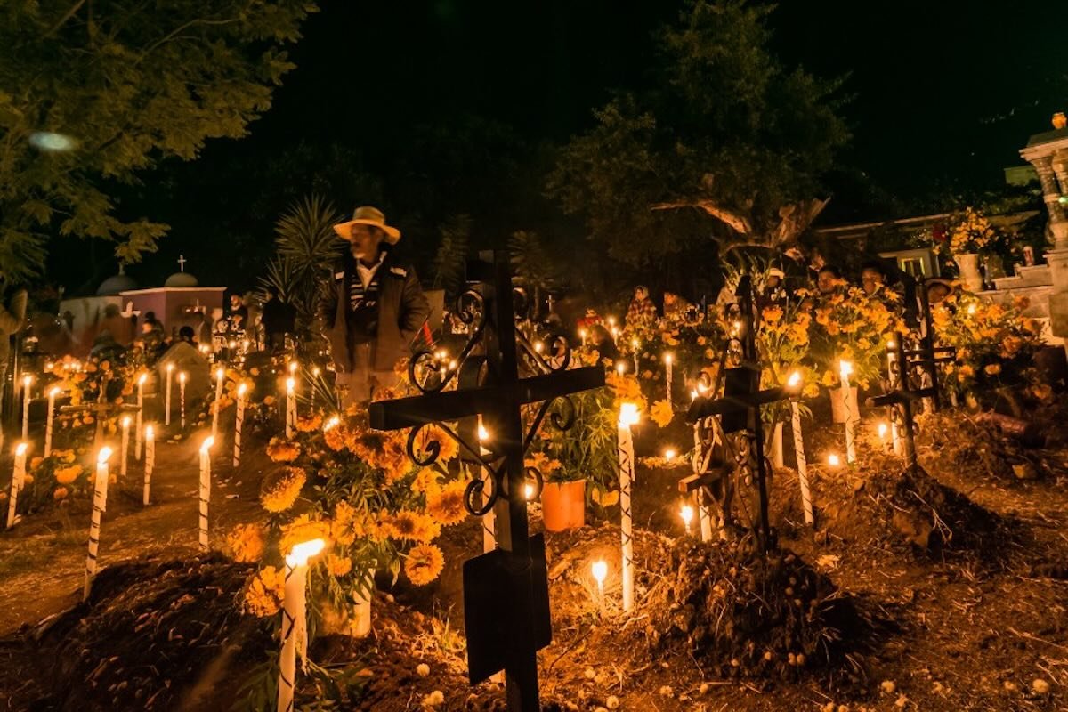 Día de Muertos: ¿por qué no se le pone ofrenda a un recién fallecido?