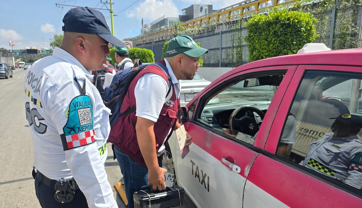 Bloqueo en terminales del AICM hoy: taxistas abren ingresos al aeropuerto tras acuerdo con autoridades